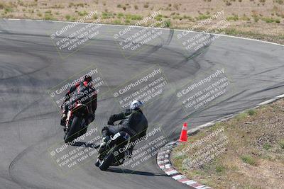 media/Apr-20-2025-AHRMA (Sun) [[393a79c373]]/Race/Group 1/Turn 4b/